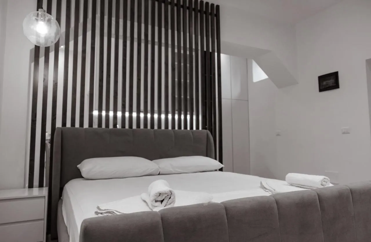 Britney'S Apartments Tirana