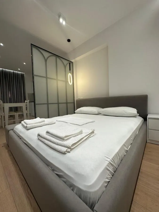 Britney'S Apartments Tirana 0*,